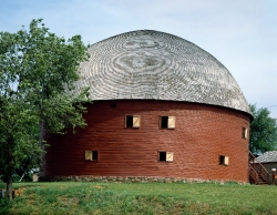 round barn on us route 66 in arcadia oklahoma