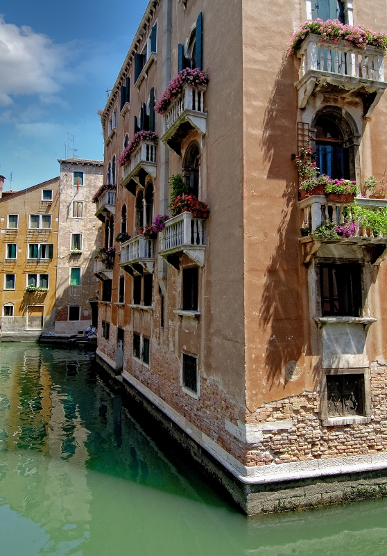 Beautiful building Along Venice Canal