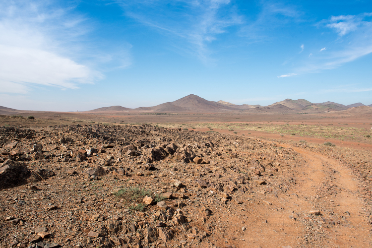 stone desert with mountains marrakesh 7629