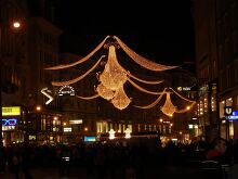 Lights on Viennas Kaertnerstrasse