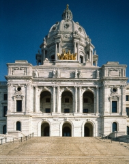 Minnesota Capitol front view building