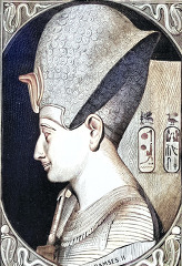 statue of ramses II egypt