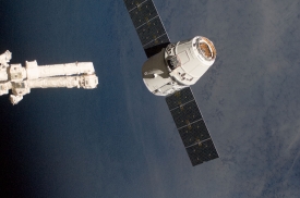 the spacex dragon cargo craft 33