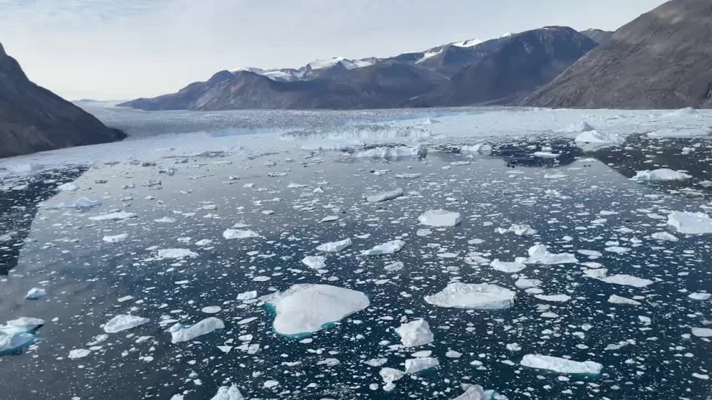 oceans melting greenland glacier study