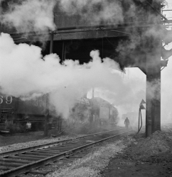  Illinois Central Railroad yard 1942