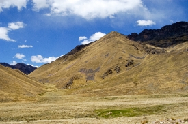 andes mountains in peru 017