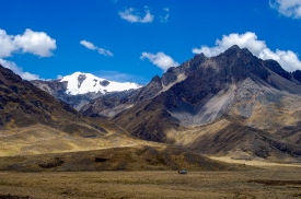 andes mountains in peru 021
