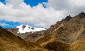 andes mountains in peru 033