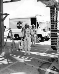 Apollo 1 crew arrives at Pad 34 for test
