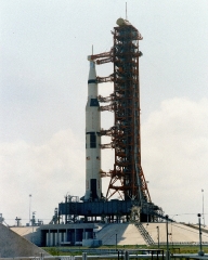 Apollo 10 at pad 39B