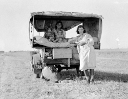 family traveling 1936