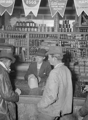 Farmers at store in Skyline Farms Alabama 1937
