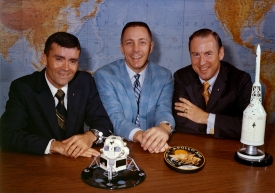 fred haise jack swigert and jim lovell pose on the day before la