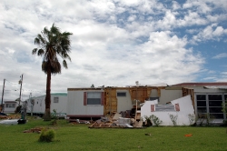 house damaged hurricane 13