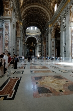 interior columns st peters basilica photo 0886