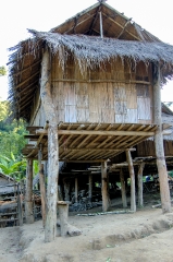 karen tribe village thailand 1040a