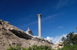 photo pompeys pillar and sphinx alexandria egypt image 1389a