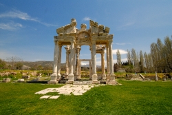 Photo Tetrapylon Ancient City of Aprodisias