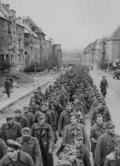 procession of German prisoners captured