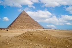 pyramid at giza egypt blue sky