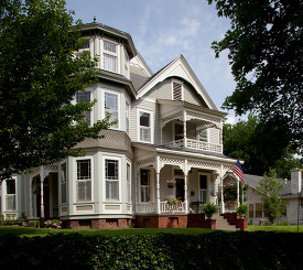 Queen Ann Victorian homes