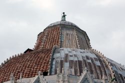 roof basptistry pisa italy 1277l