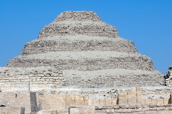 sakkara-step-pyramids-built-for-king-djoser-photo-image-5007