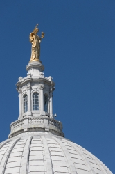 statue atop the Wisconsin Capitol