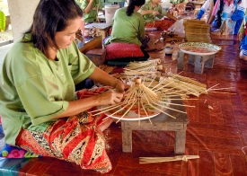 women making umbrellas thailand 2091A