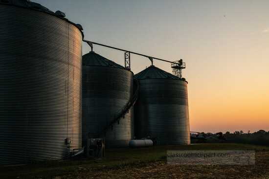 Agricultural silo