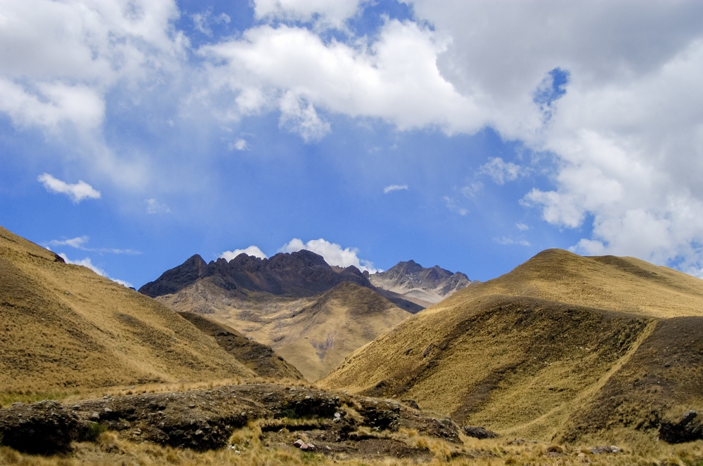 andes mountains in peru 015