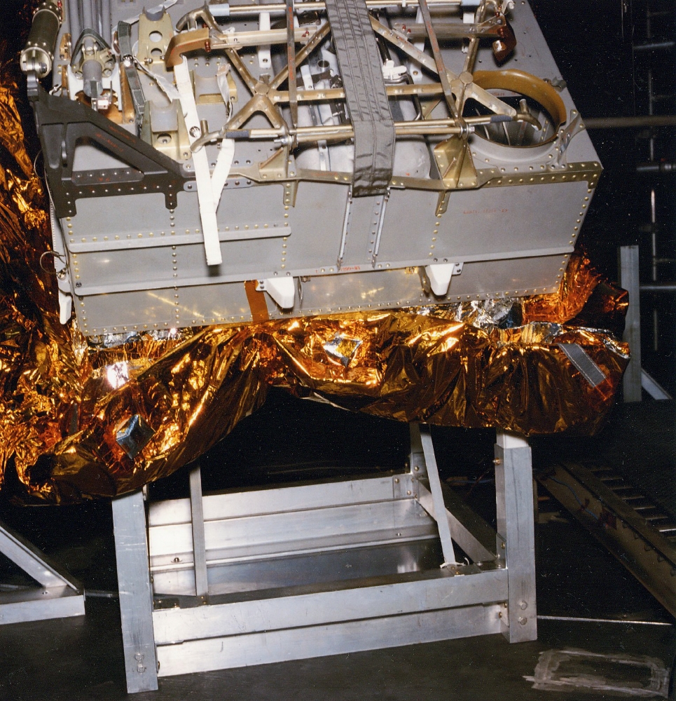 apollo 13 training mesa. the strap attached at the center of the