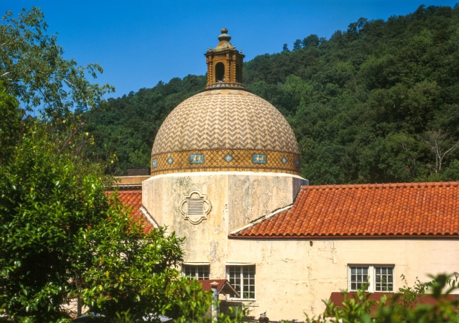 bathhouse-row-quapaw-bathhouse-central-avenue-hot-springs-garland-county-arkansas