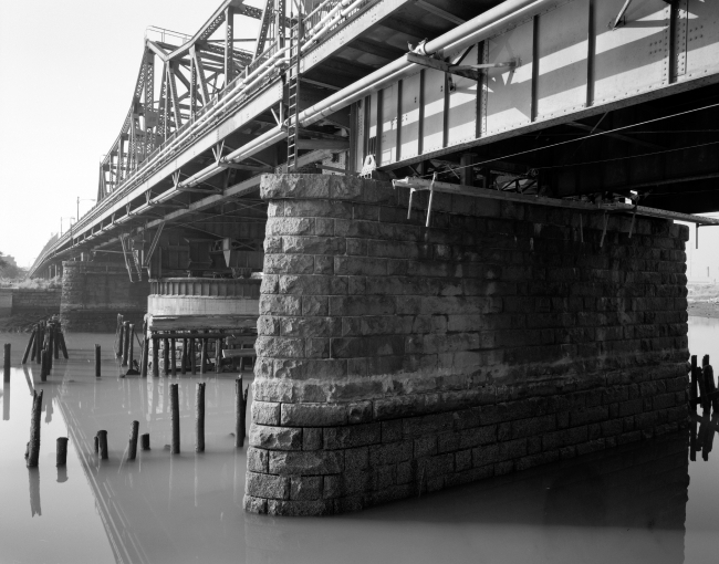 Massachusetts Photos-broadway bridge