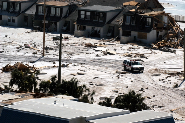 damage to home hurricane 40