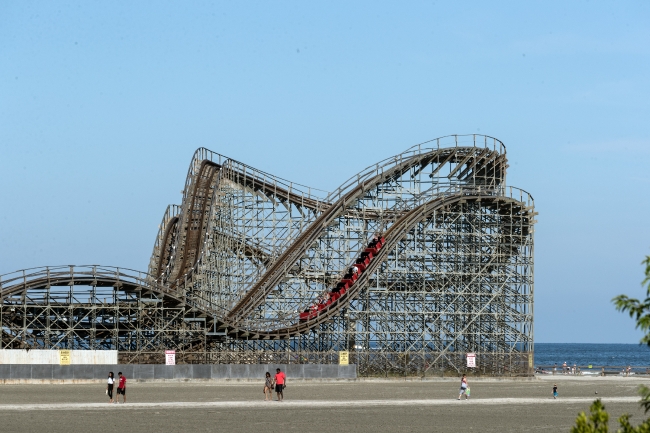 Great White roller coaster New Jersey