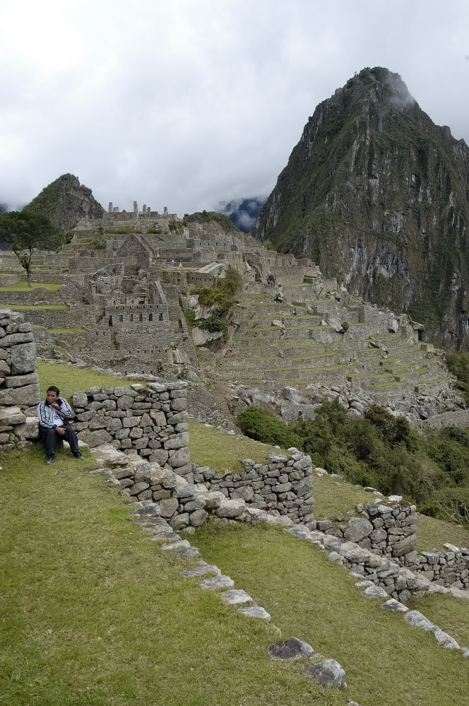 Inca-Ruins-Machu-Picchu-Peru012