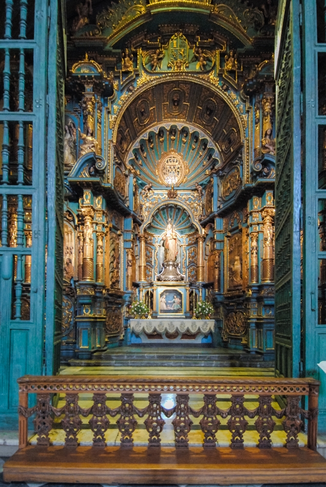 interior of church Lima Peru 3072