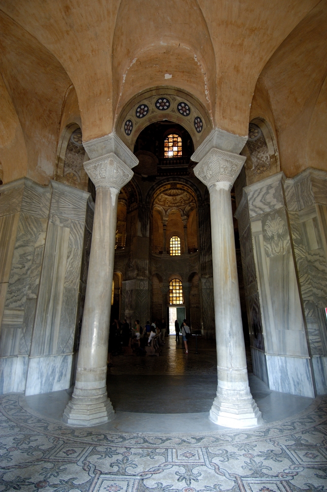 interior of the basilica san vitale ravenna italy 8571A