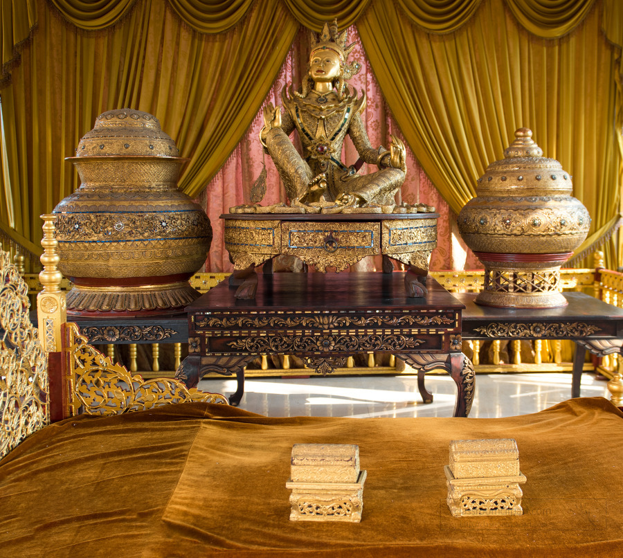 Karaweik Royal Barge situated at Kandawgyi Lake