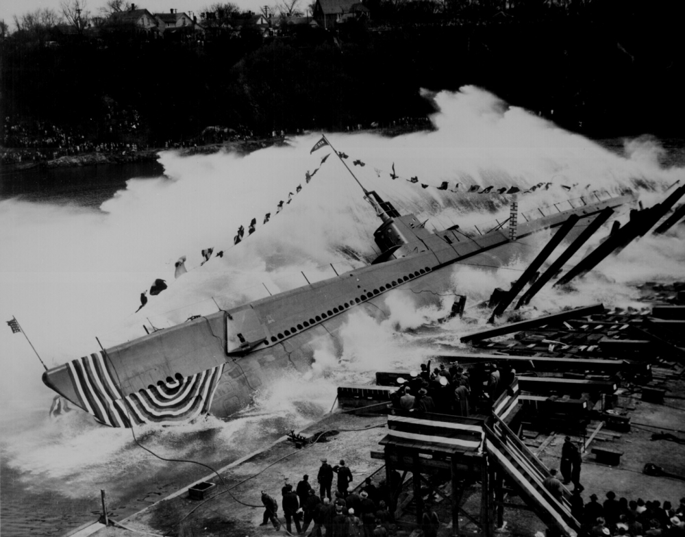 Launching of USS ROBALO