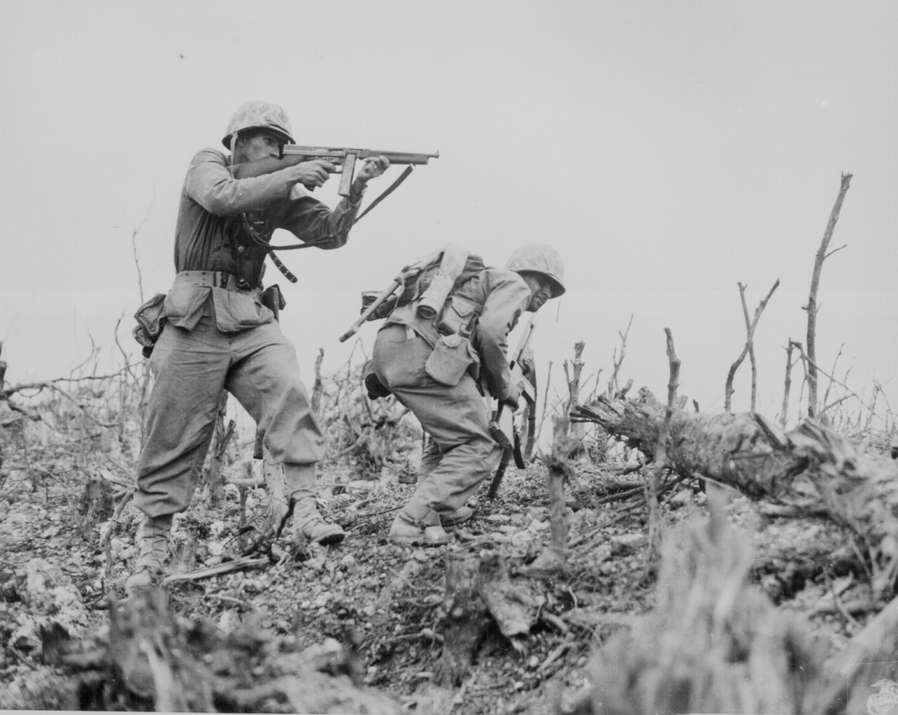 Marine Division draws a bead on a Japanese sniper