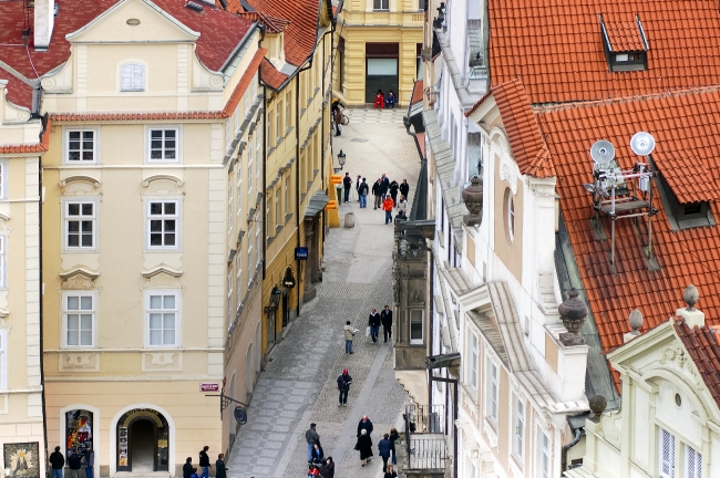 narrow streets old town prague