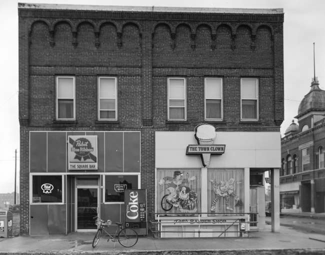 old saloon barber shop wisconsin