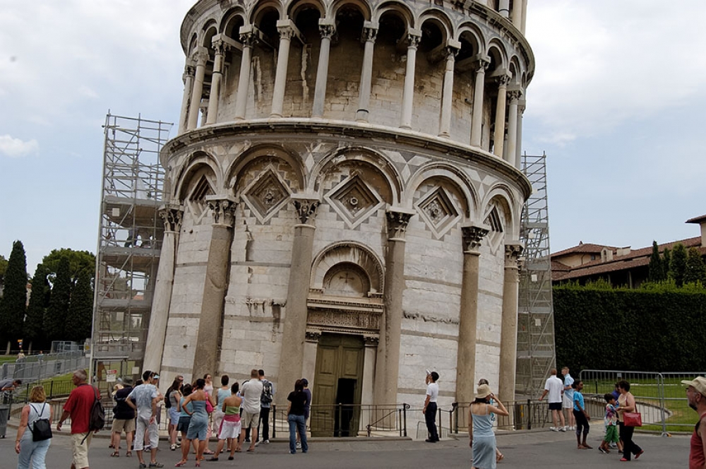 photo learning tower of pisa 7692l