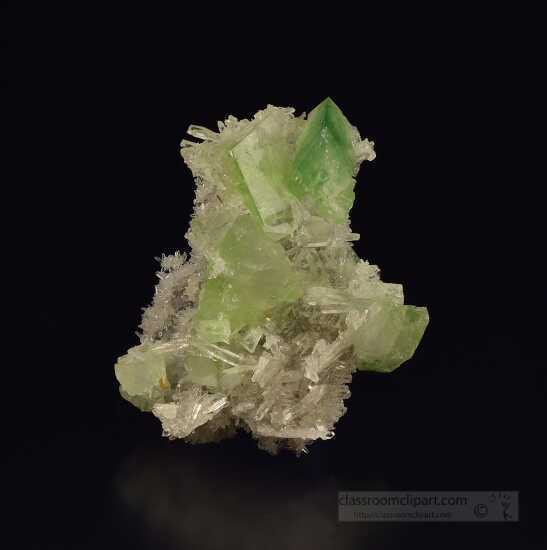 photo of mineral augelite and quartz