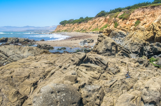 photo rocky shoreline california coast