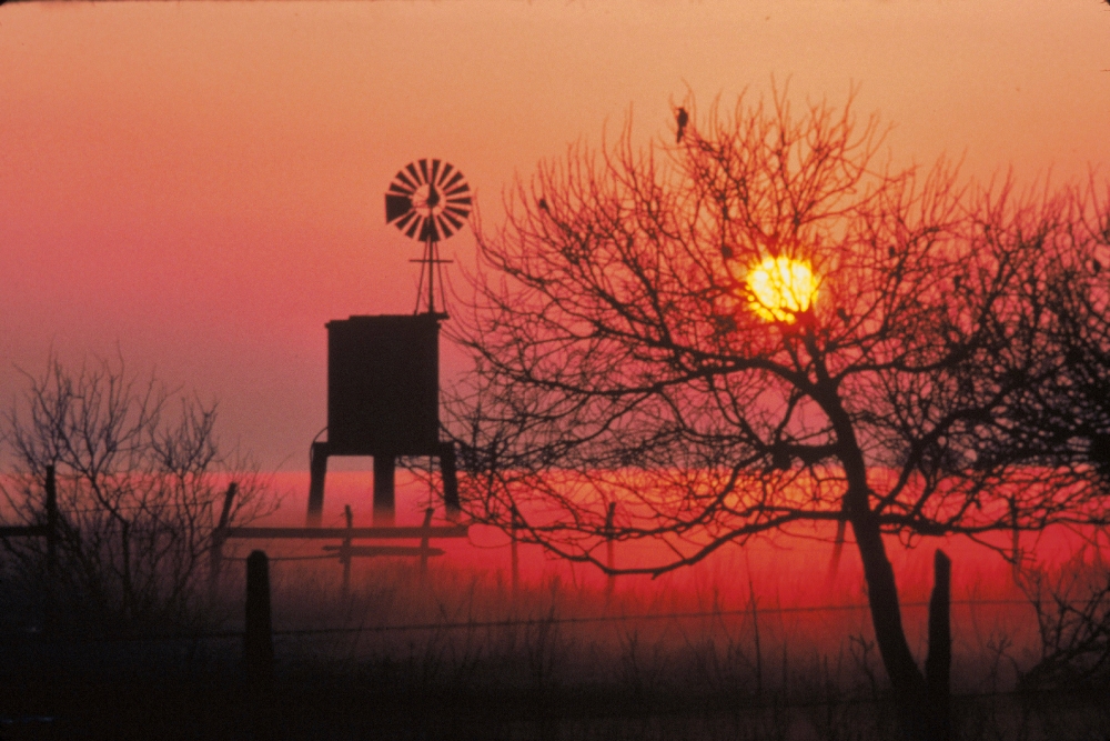 photo-bright-red-sunrise-texas