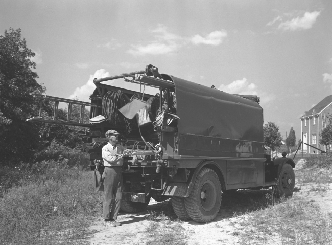 Potomac Electric Power company Linemens truck 