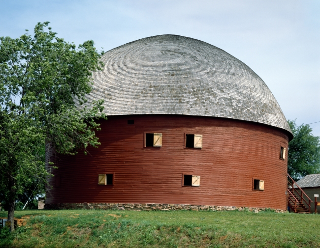 round barn on us route 66 in arcadia oklahoma